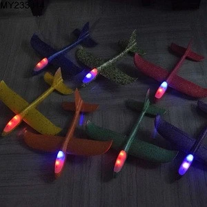 Wholesale  outdoor toys 48.5 CM Foam EPP Airplane Hand Throwing Plane with led light 7-color mixed