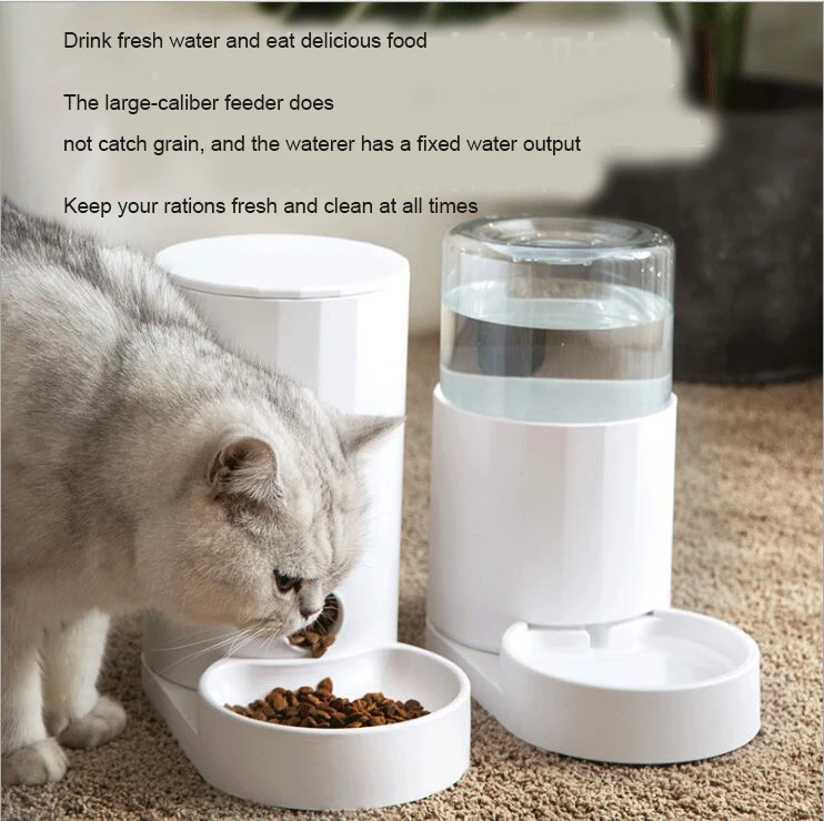 Wholesale Pet cats and dogs automatically food and water feeder