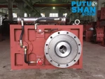 ZLYJ173 Gearbox for single screw plastic extruder with oil pump and chllier