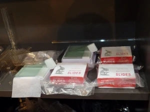 Microscope slides and cover glass slides