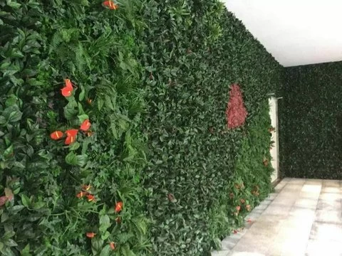 Attractive and beautiful fake interior green hedge grass wall decor artificial plant wall with high quality