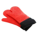 BHD Custom FDA BPA free Pot Holder Heavy Duty Cooking Gloves Extra Long Professional Silicone Oven Mitt with Quilted Liner