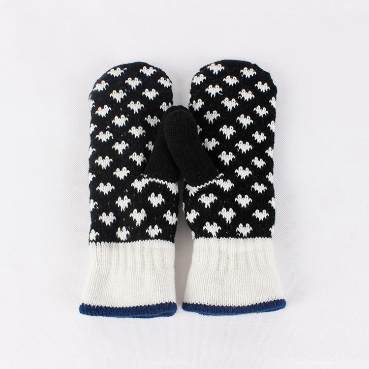 Black white staggered stripes customized color LOGO mittens ladies knitted warm gloves