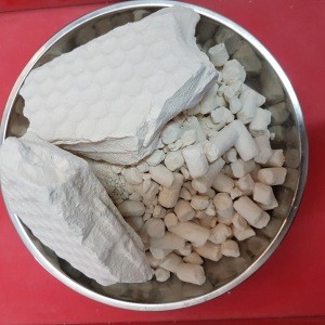 Cake and Pellet Form of Kaolin Clay For Ceramic Glaze and Ceramic Body