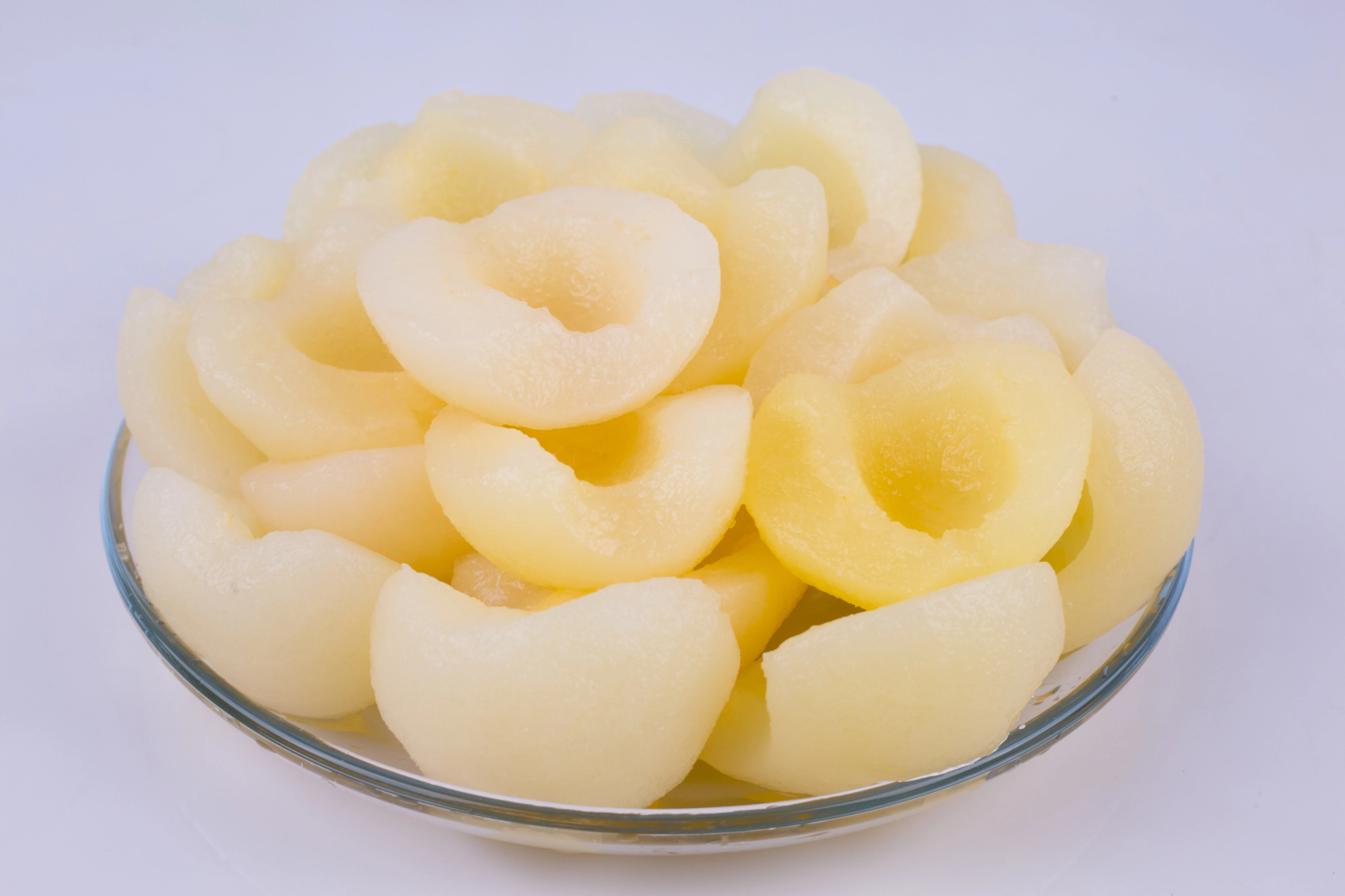 Canned pears with sweet water, in heavy syrup content are available in China