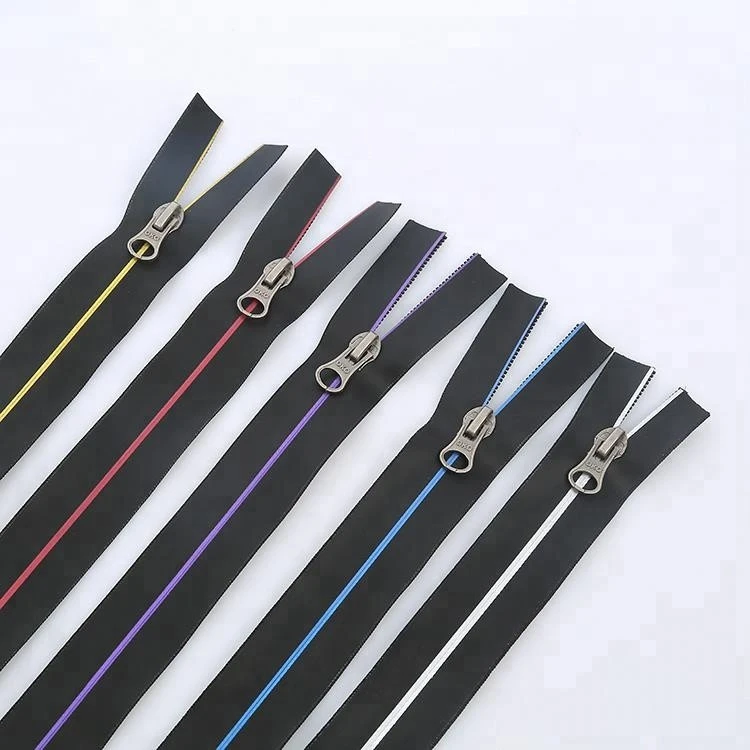 China manufacturer 7# Pu Waterproof Zipper Stripped Long Chain Zipper Roll , Fancy Zips