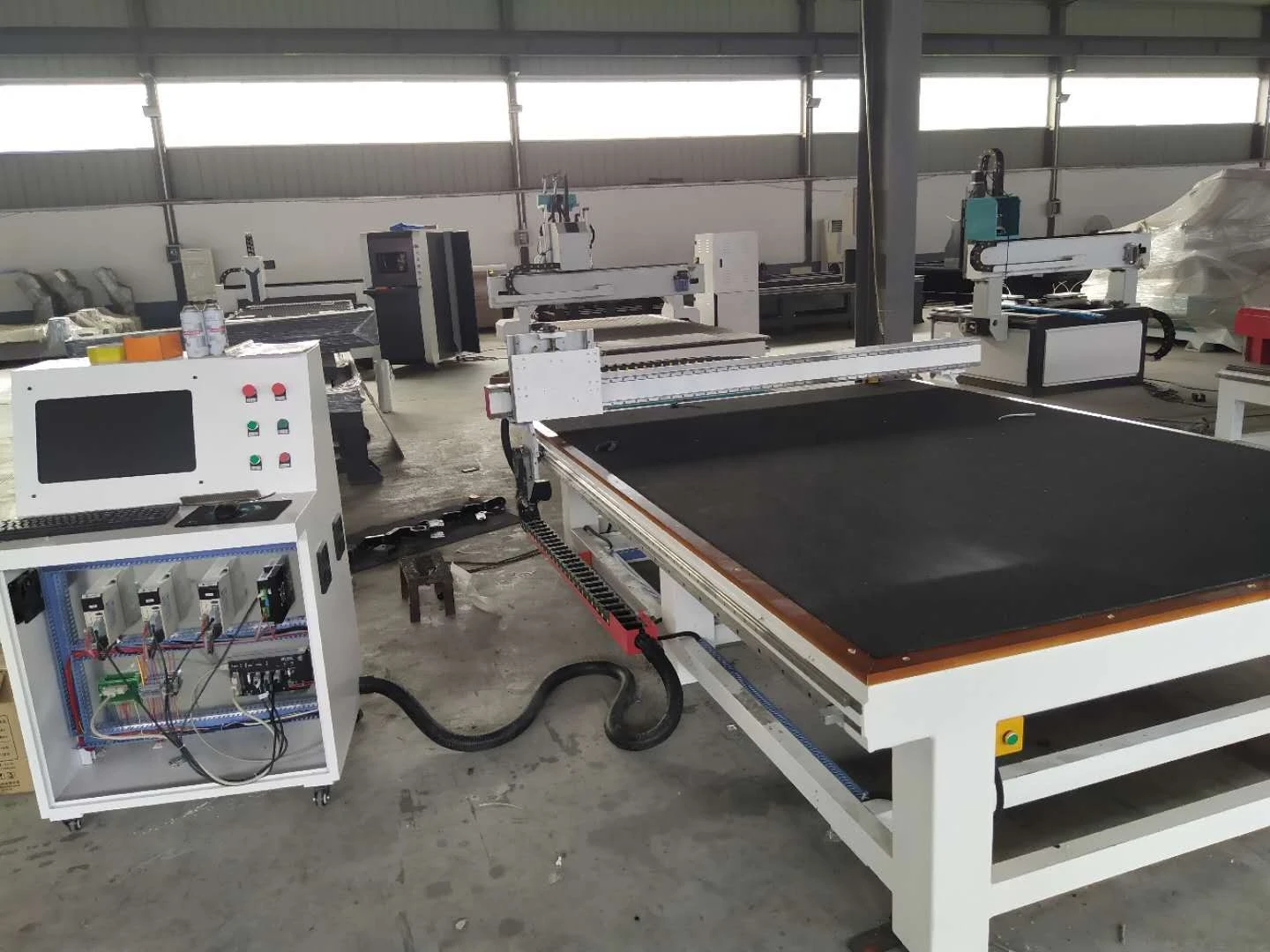 CNC Automatic CE Standard Hot Sale Glass Cutting Machine For Floating Glass
