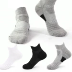Fashion Custom Design Cotton Half Short Over Ankle Free Terry Jacquard Sports Socks for Running Cycling