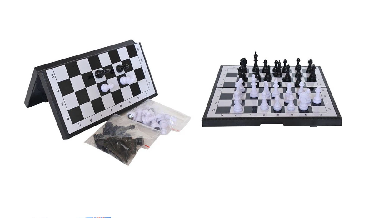 Folding board game international magnetic chess