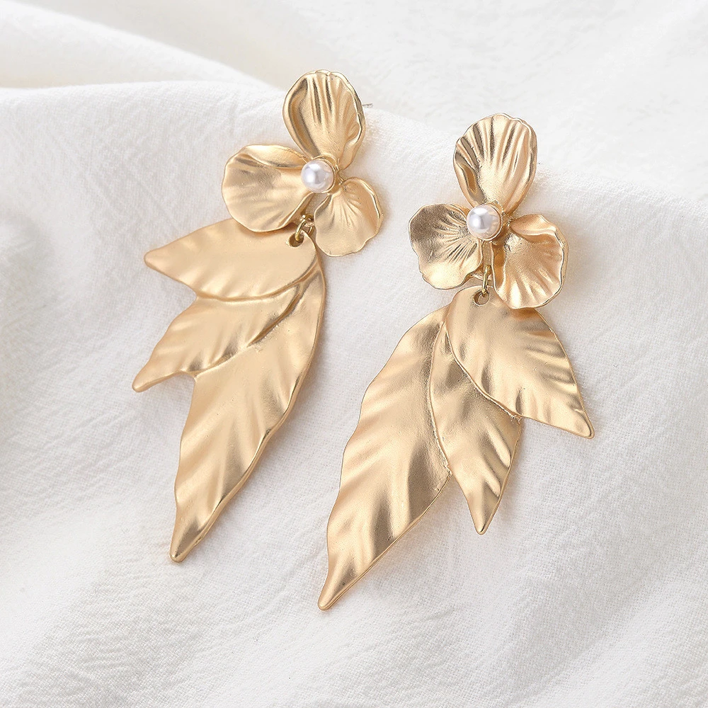 HOVANCI Hyperbolic S925 Silver Pins Leaves Charm Earrings Chic Gold Leaf Shaped Drop Earrings