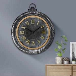 IVYDECO New Design Round Industrial Horseshoe Hook Gold Roman Numerals Metal Wall Clock Home Decorative