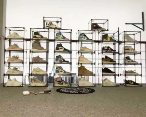 High transparent display case box put sneaker acrylic display case box in showcase