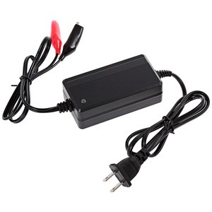 12v lead acid battery charger intelligent electric sprayer motorcycle battery charger 13.8V 3A