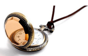 2016 Classic Vintage Bronze Amber Glass Quartz Pocket Watch In Bulk Pendent Necklace Gift