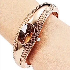 2017 fashion Ladies bracelet watches Gold Wrist Watch for women WLSB001