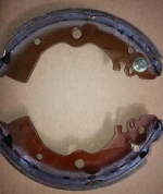 44060-50y25 Brake Shoes for Nissan Sunny B13 B14 Auto Spare Parts K1185