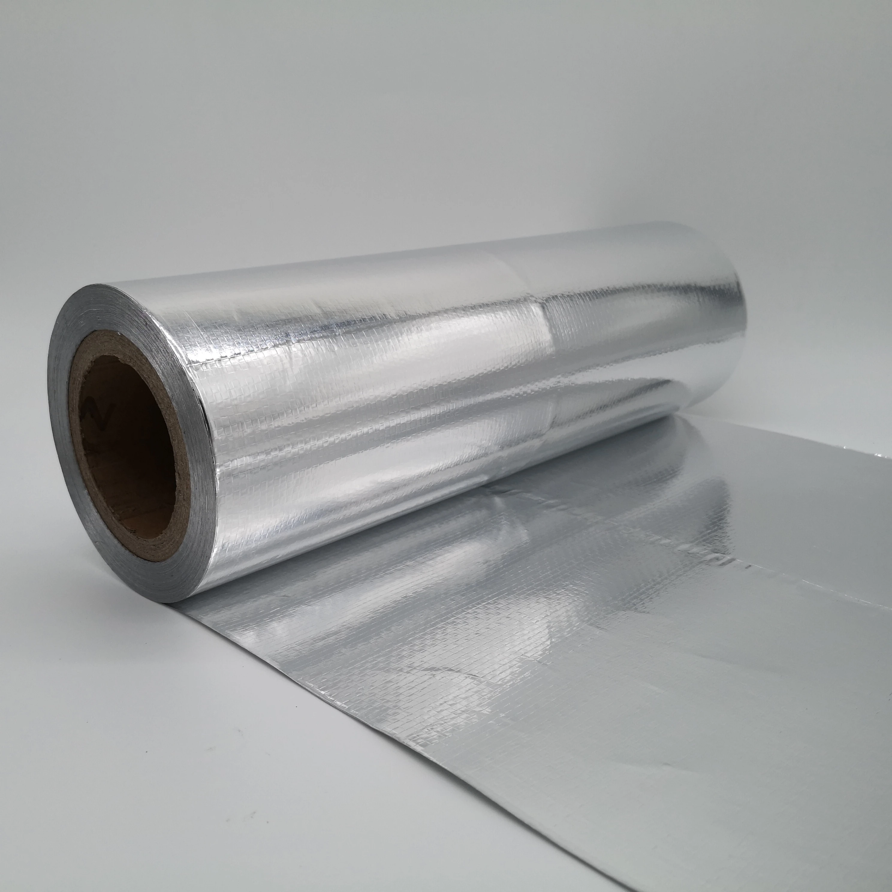 Antiglare container liner Woven fabric backed aluminum foil thermal insulation