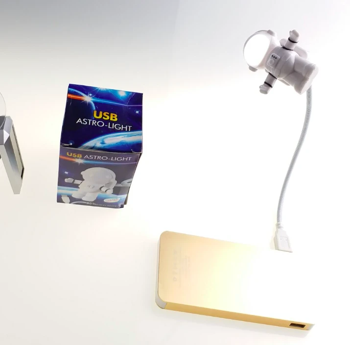Cheapest Promotional gift Astronaut USB gadget night light