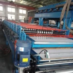 Completely Automatic Rock wool and aluminum buckle sandwiching machines production line for wall roof door decorating
