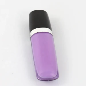Custom Wholesale  Waterproof  Long  lasting High-quality metallic non-stick cup Own Brand Label Lipgloss  coloured lip gloss