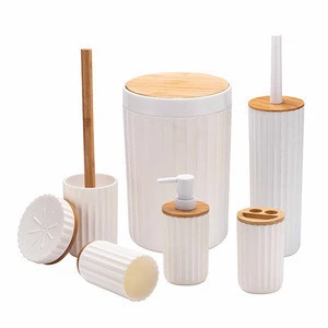 Factory Wholesale 6 Piece Bamboo Plastic Bathroom Accessories Bath Toilet Brush Set