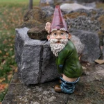 Funny Resin Figurines Naughty Gnome Decoration Statue Home Garden Outdoor Ornaments