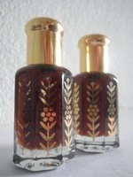 Oud fragrance perfume oil