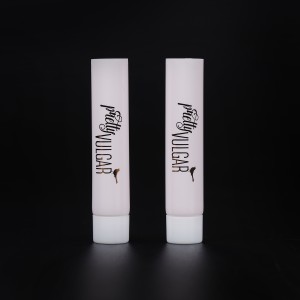 PE Customized Lipgloss Matte Black Squeeze Tubes for Cosmetic Daily Use
