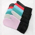 Spot BBQ microwave oven thickened cotton anti-scalding non-slip insulation silicone gloves