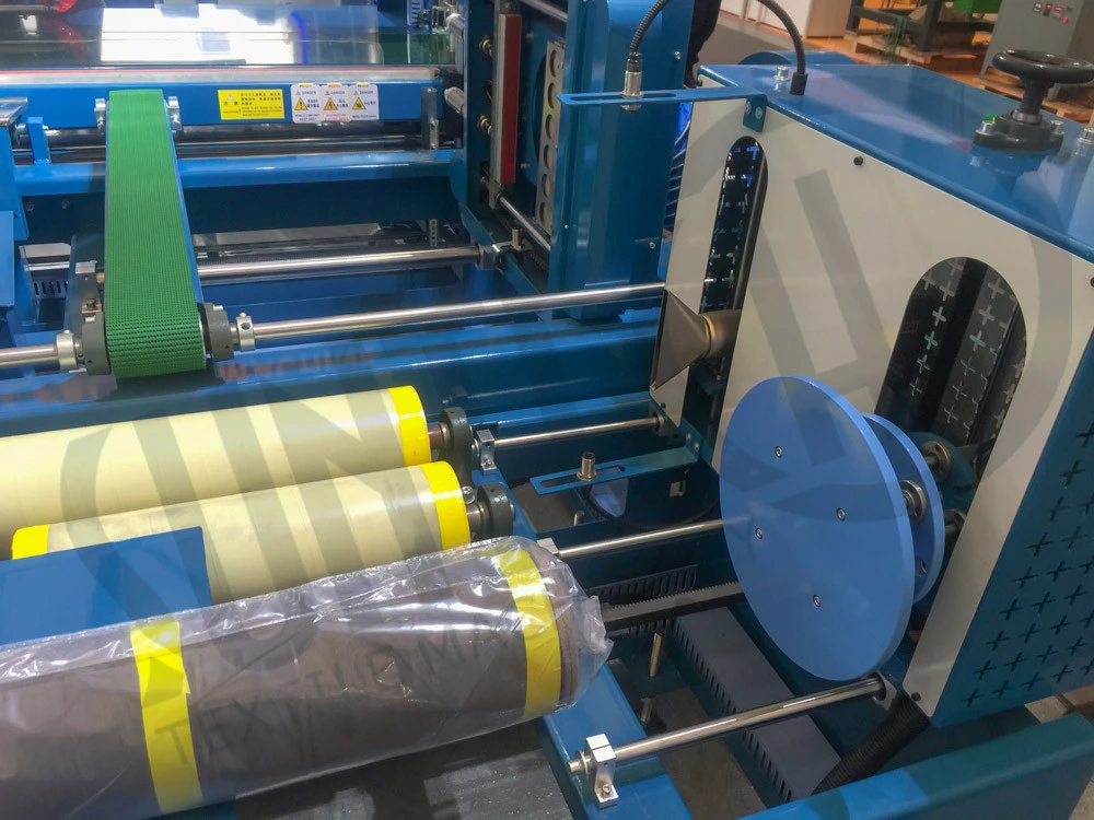 Suntech Automatic Fabric Roll Packing Shrink Sealing Machine with PE Film
