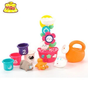 Vinyl squeeze animal and plastic baby water toy with 3 cups
