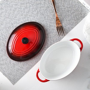 Wholesale cheap heat proof custom two tone different size red ceramic bread large baking tray set with lid