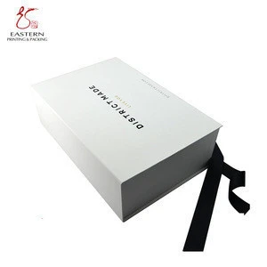Wholesale Custom Made Luxury Magnetic Closure Paper Gift Box