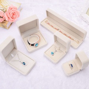 Zogiftslatest Jewelry Display Box Bracelet Ring Ear Nail Jewelry Packaging Box for Women