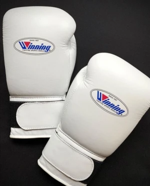 Winning boxing gloves white strap closure
