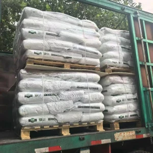 Fast Dissolving Urea Fertilizer Available