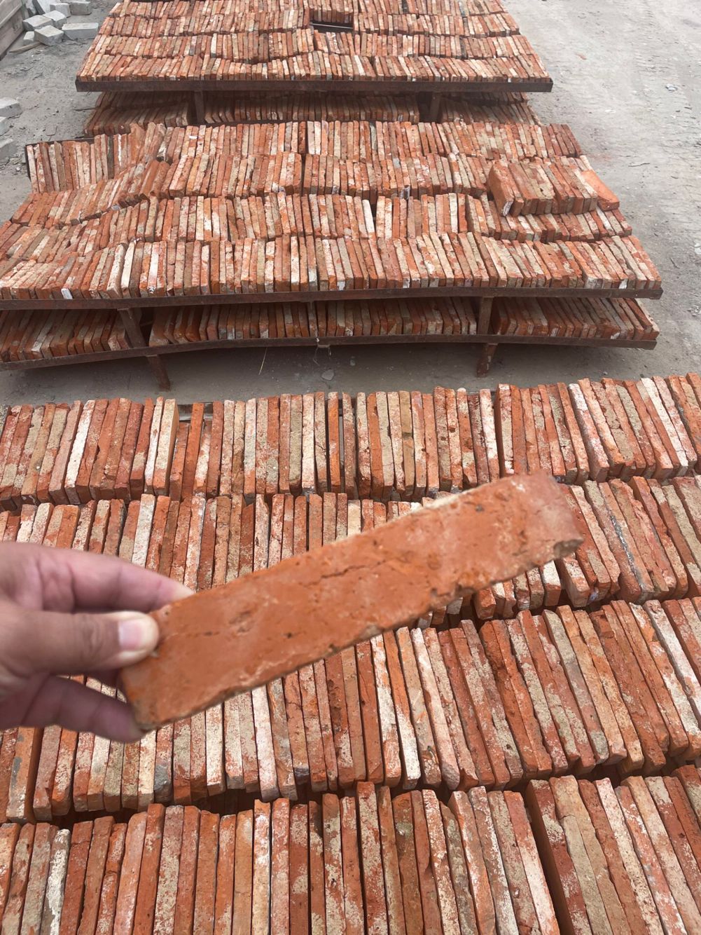 Brick Rade Buy Antique Red Brick Slips | Reclaimed Clay Veneers For Walls ...