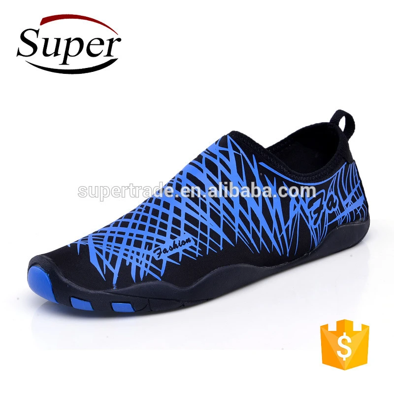 2018 New Design Rubber Swimming Pool Shoes Water Walking Shoes