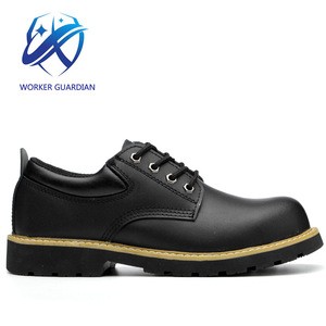 Low Cut Smooth Action Leather Upper Rubber Sole Goodyear Welted Fashionable Safety shoes