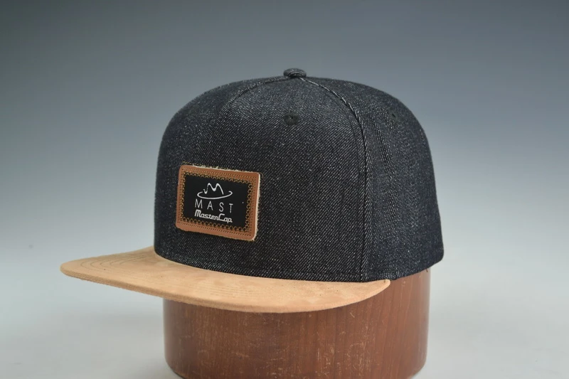 Master Wholesale Customize Blank Snapback Caps Plain Flat Brim Leather Patch Snapback Hats and Caps