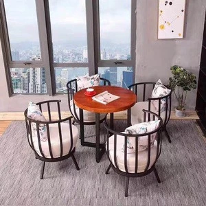 New Hot Fashion China Manufacture Iron Bar Dining Room Table Set