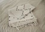 Nordic style Moroccan black-and-white fringed tablecloth factory cheap customizable black-and-white series table runner