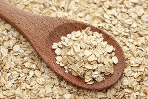 OAT FLAKES / hulled oats