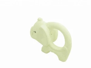 Safety 100% food grade custom nature rubber latex baby teether elephant animal baby squeaky teething toy  with ring handle