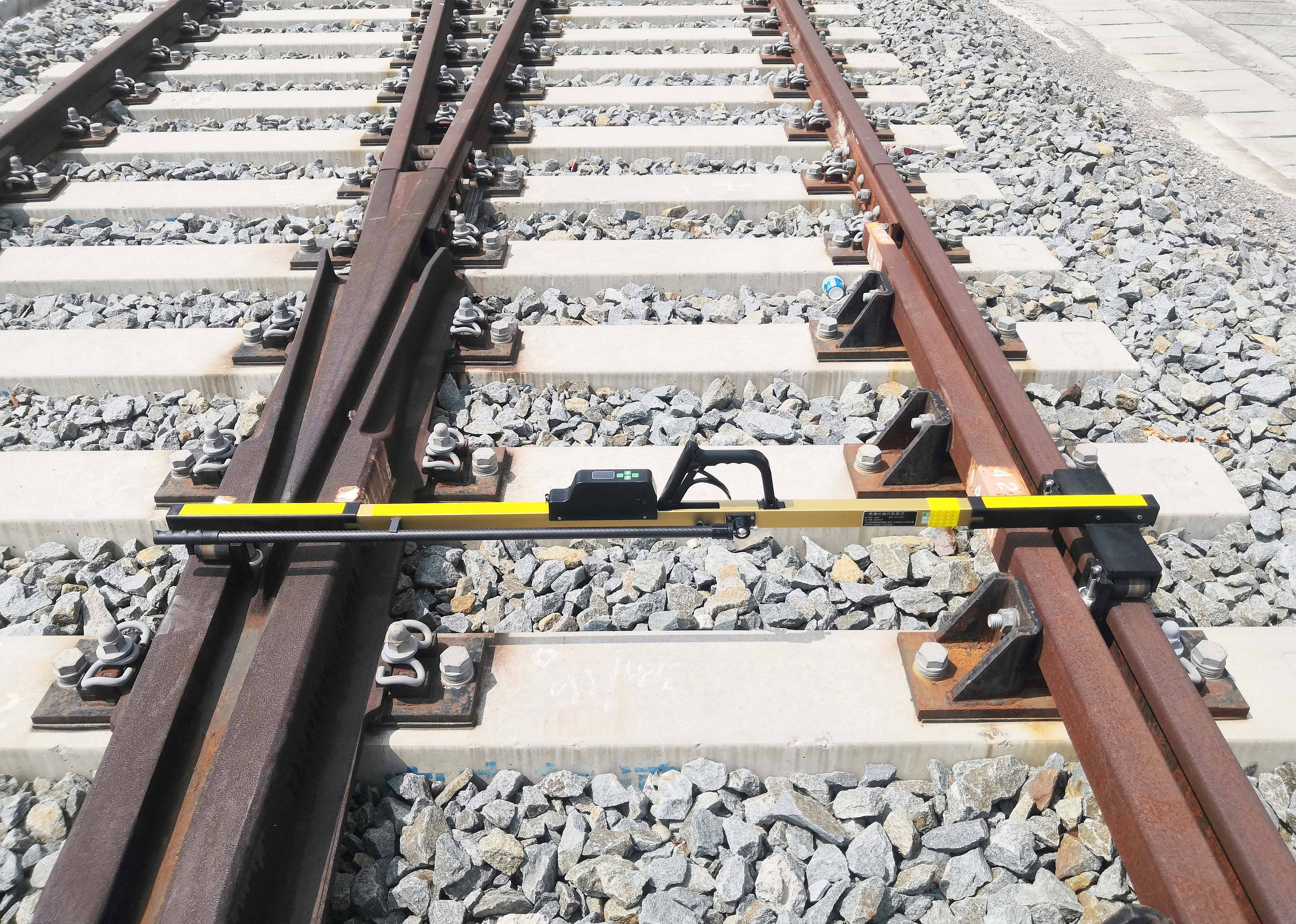 Buy Digital Rolling Track Gauge For Track Level And Cant Inspection ...