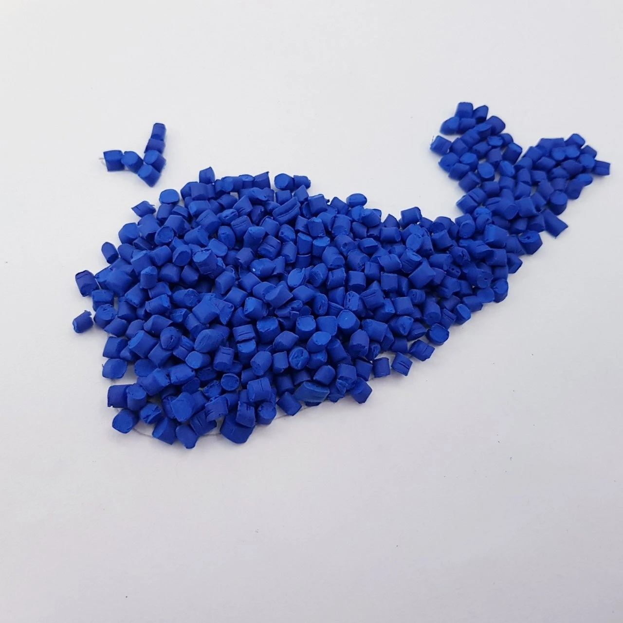 Blue Masterbatch for plastic shopping bag, injection applications (chair, plastic housewares products) with High quality pigment