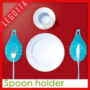 Hot selling eco-friendly silicon spoon rest, kitchen gadgets 2019