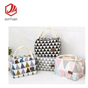 JUNYUAN Large Capacity Reusable Picnic Lunch Thermal Insulated Cooler Bag