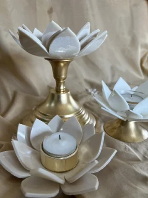 Top Quality Home Decor Item Epoxy Resin and Metal Lotus Tealight for Home and Office Decoration from India