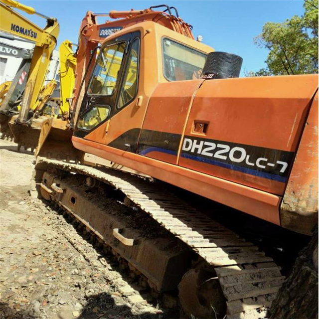 used crawler excavator  DH220lLC-7  in stock construction machine cheap price good condition